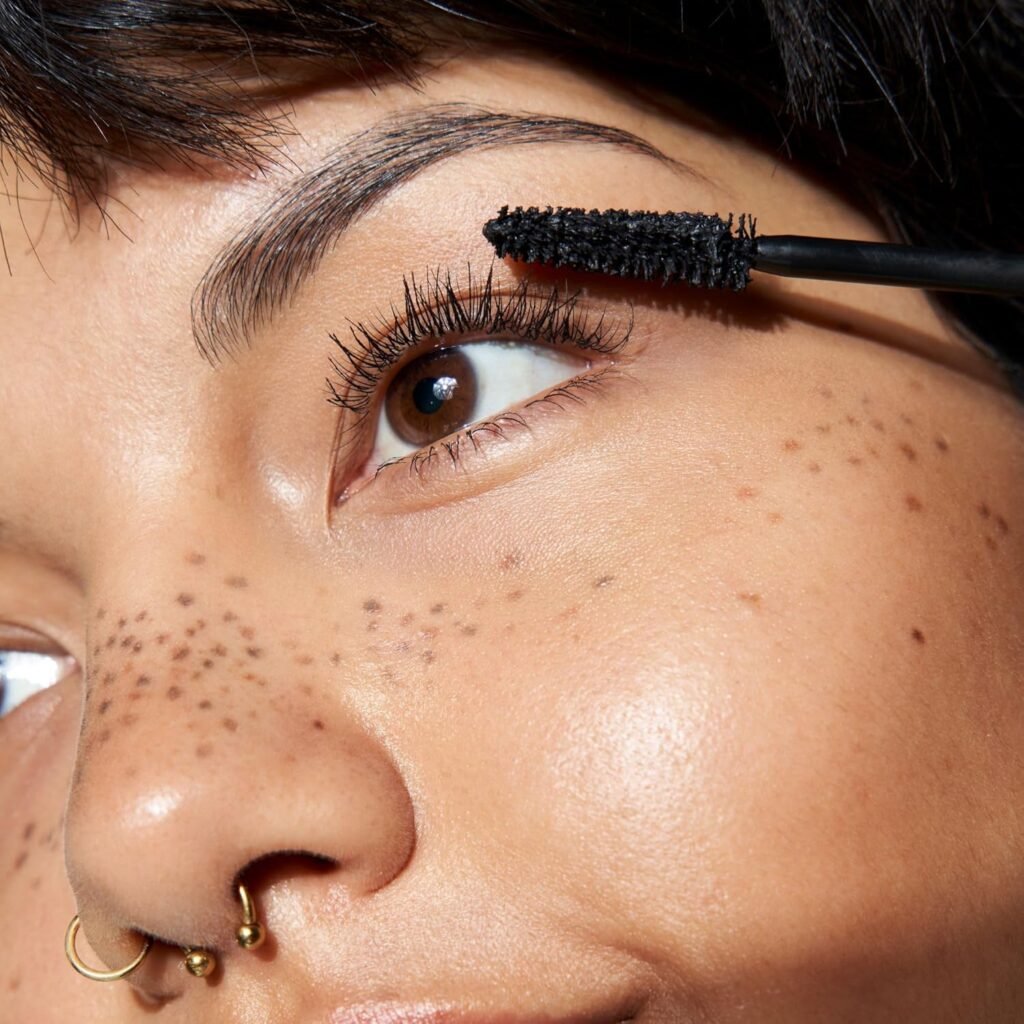 Why Beauty Lovers Love This Mascara