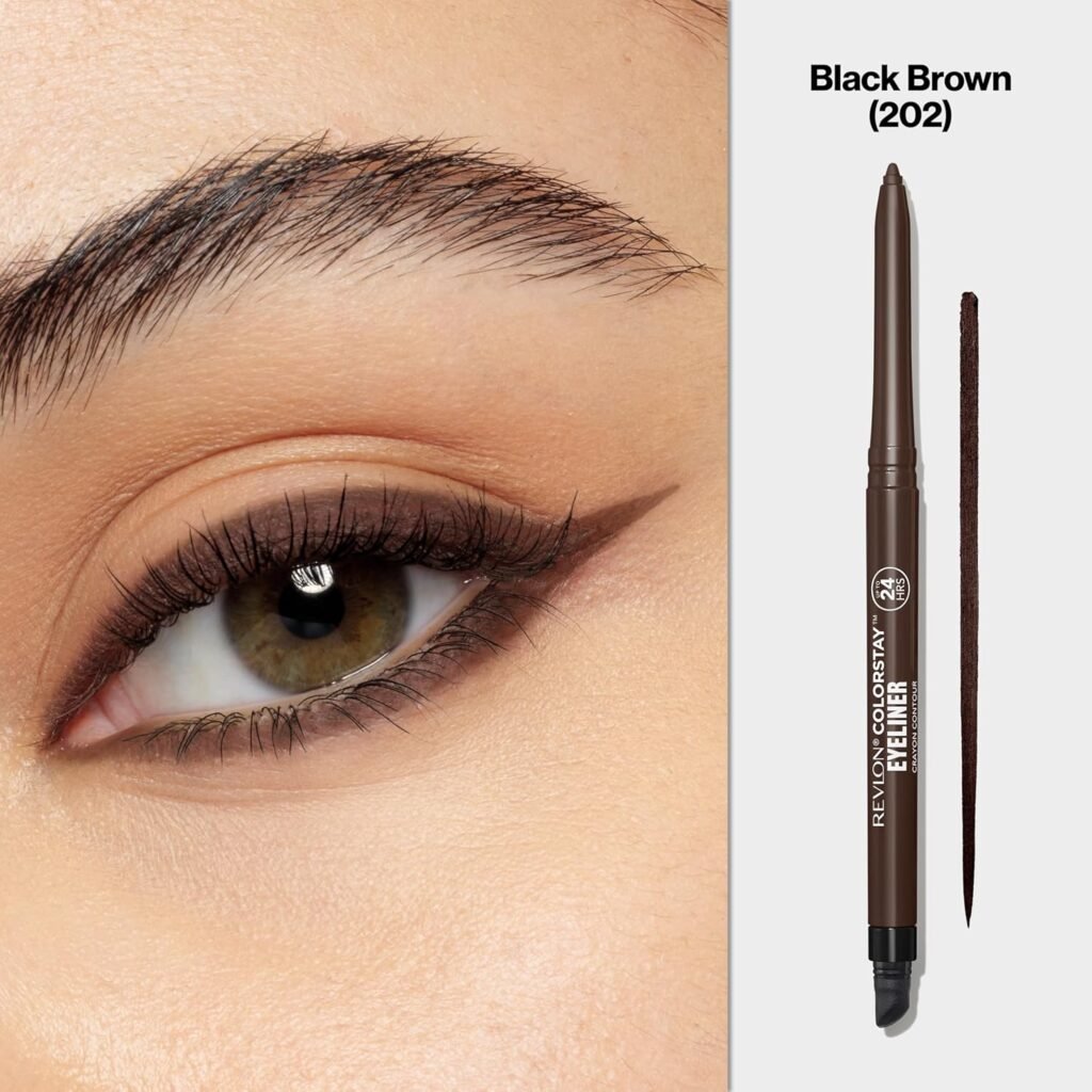 Why We Like This Eyeliner